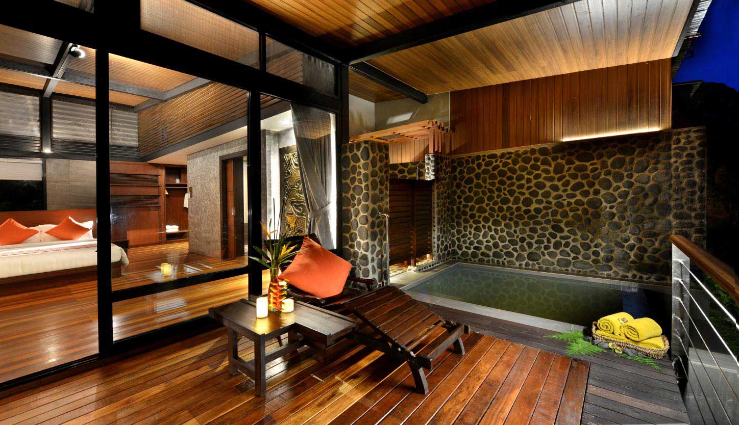 Premium Deluxe Room River View